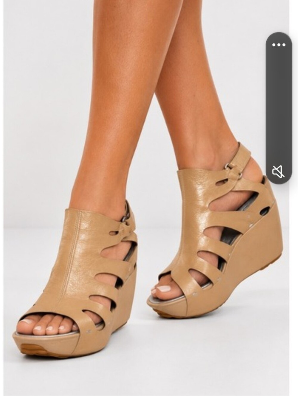 Tsubo Chisi Beige Leather Lagenlook Art To Wear Platform Wedge Sandals 8.5
